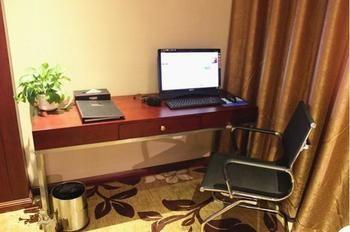 Jinyue Business Hotel Yichuan  Exteriér fotografie